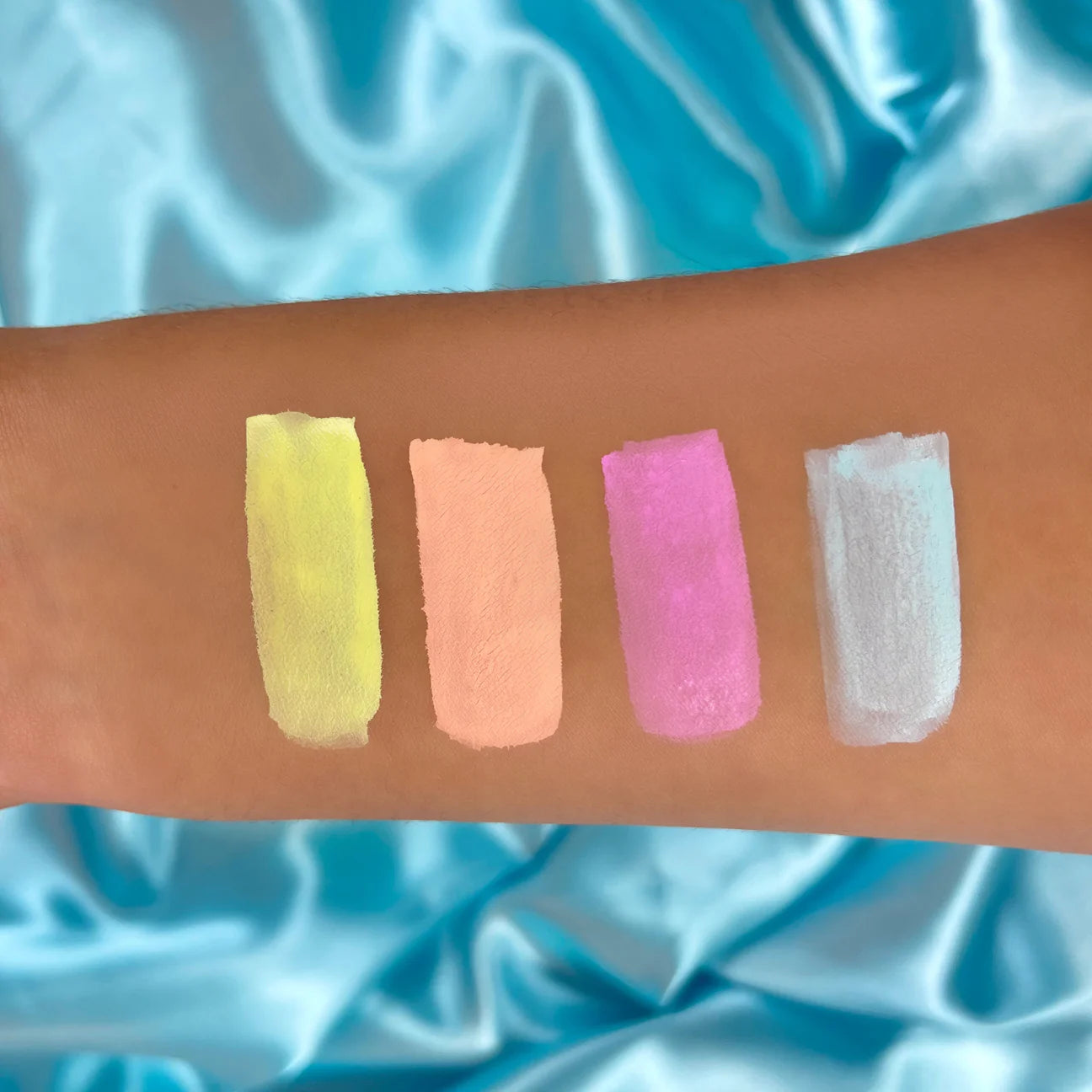 Splash Liner Cotton Candy Rude Cosmetics
