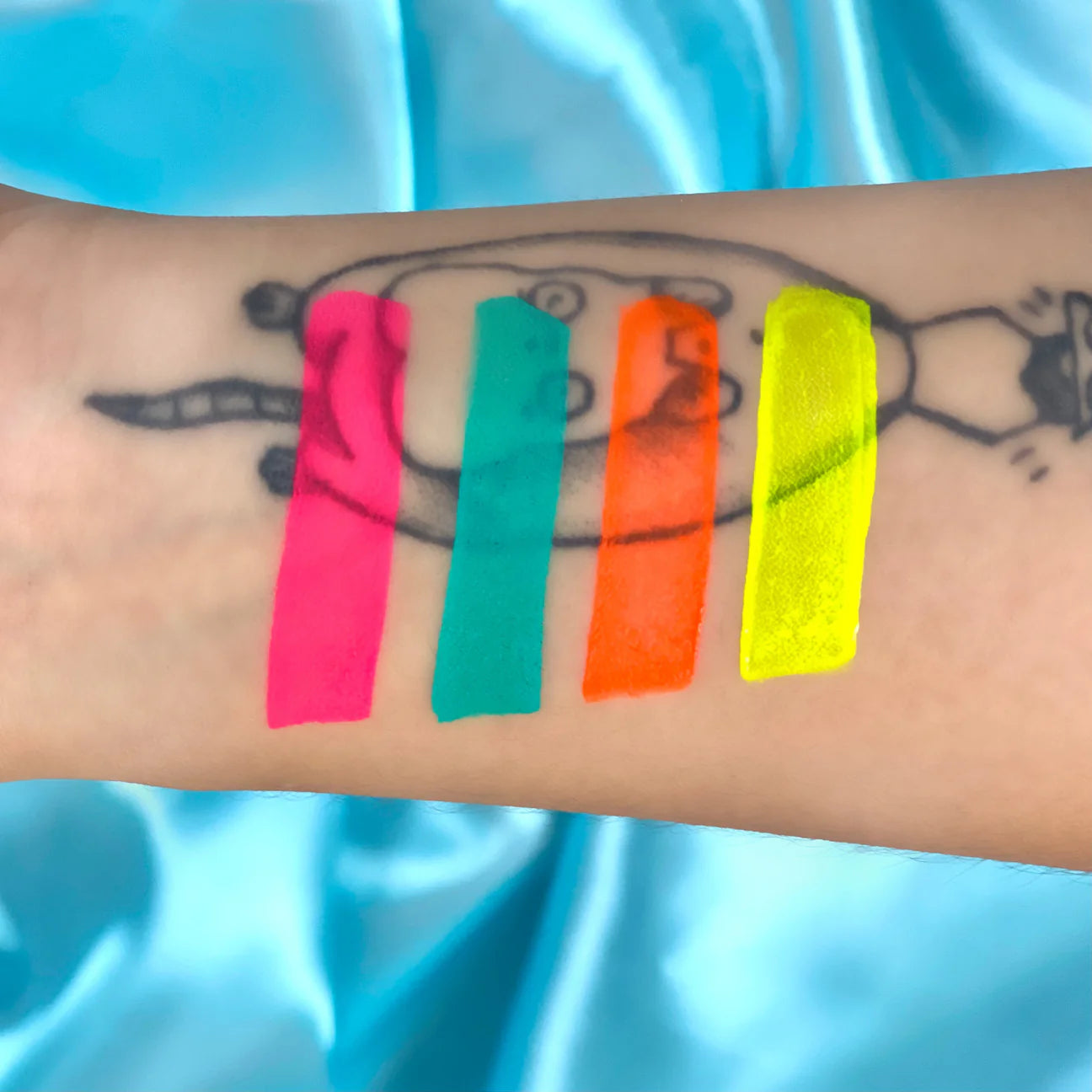 Splash Liner Rayon Rude Cosmetics