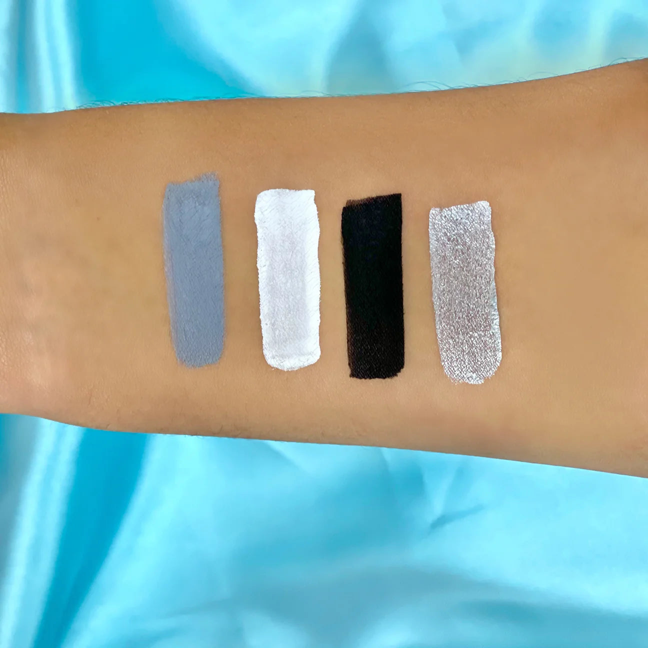 Splash Liner Graphite Rude Cosmetics