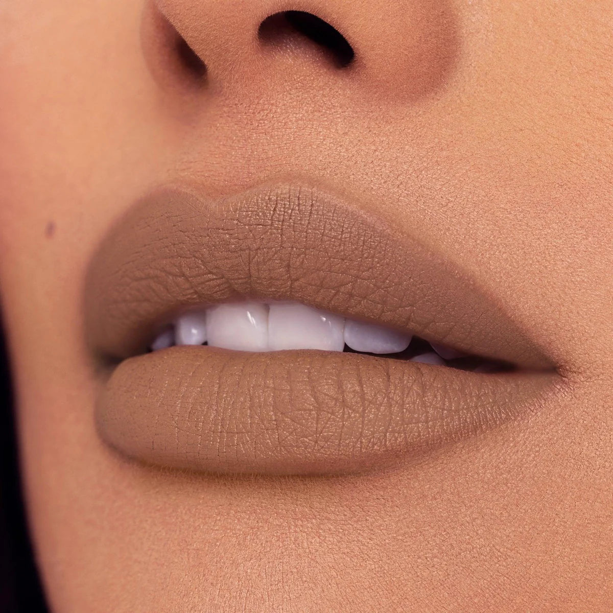 Labial en barra Beauty creations