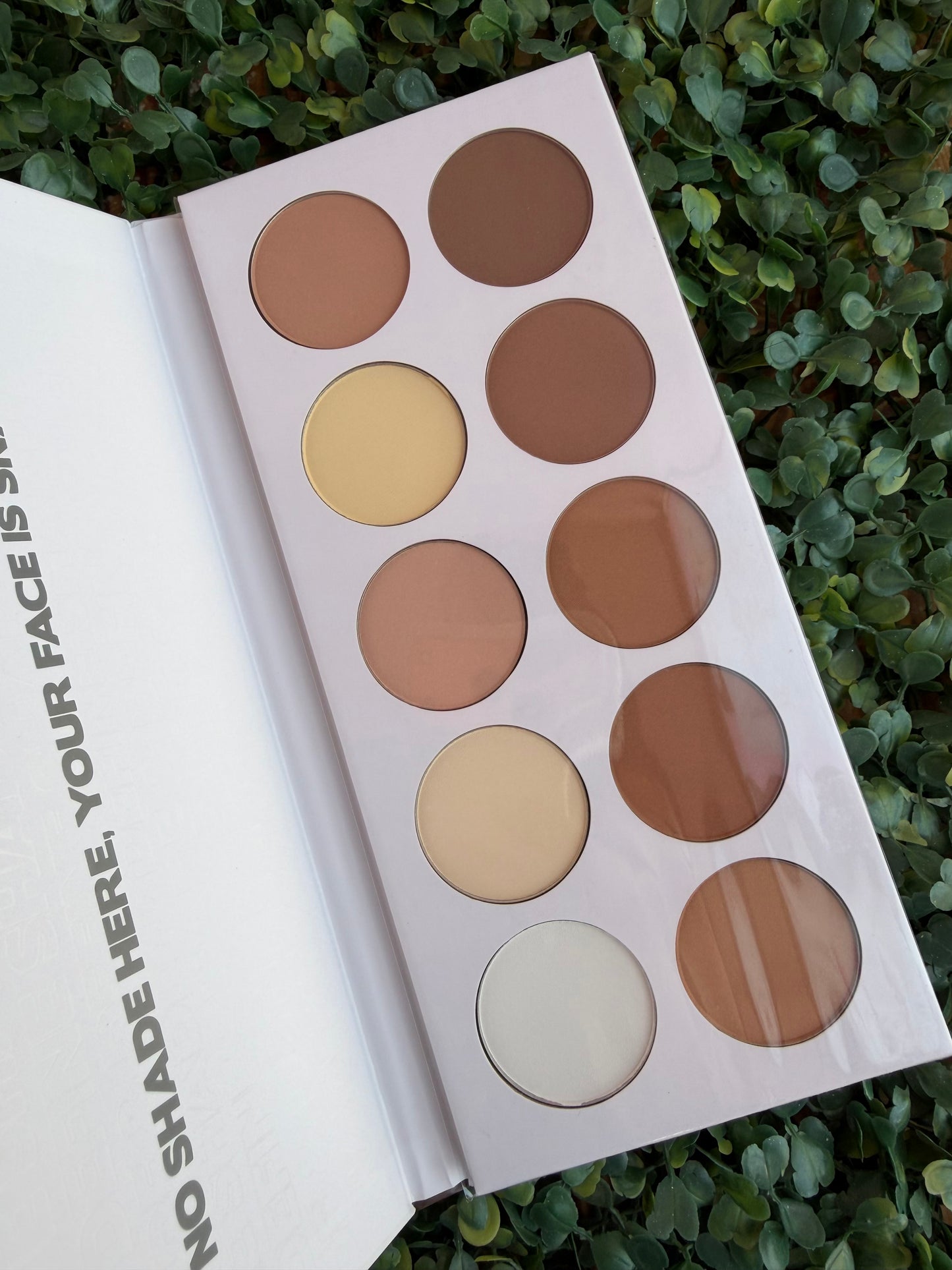 Shade and Define Bh Cosmetics