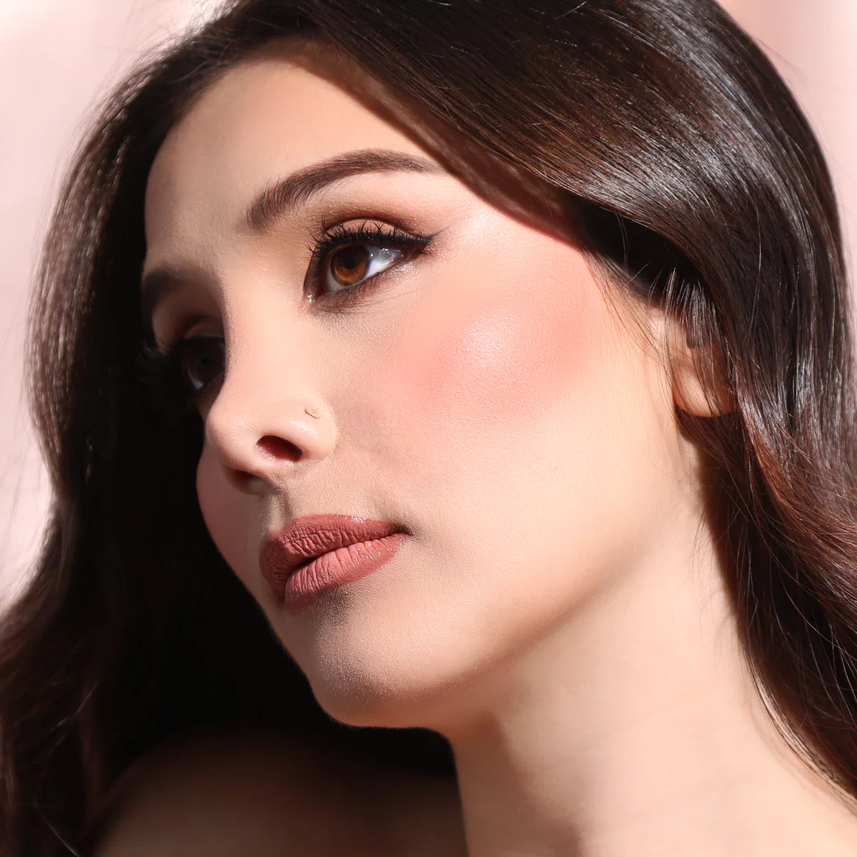 Love Steady rubor Moira beauty