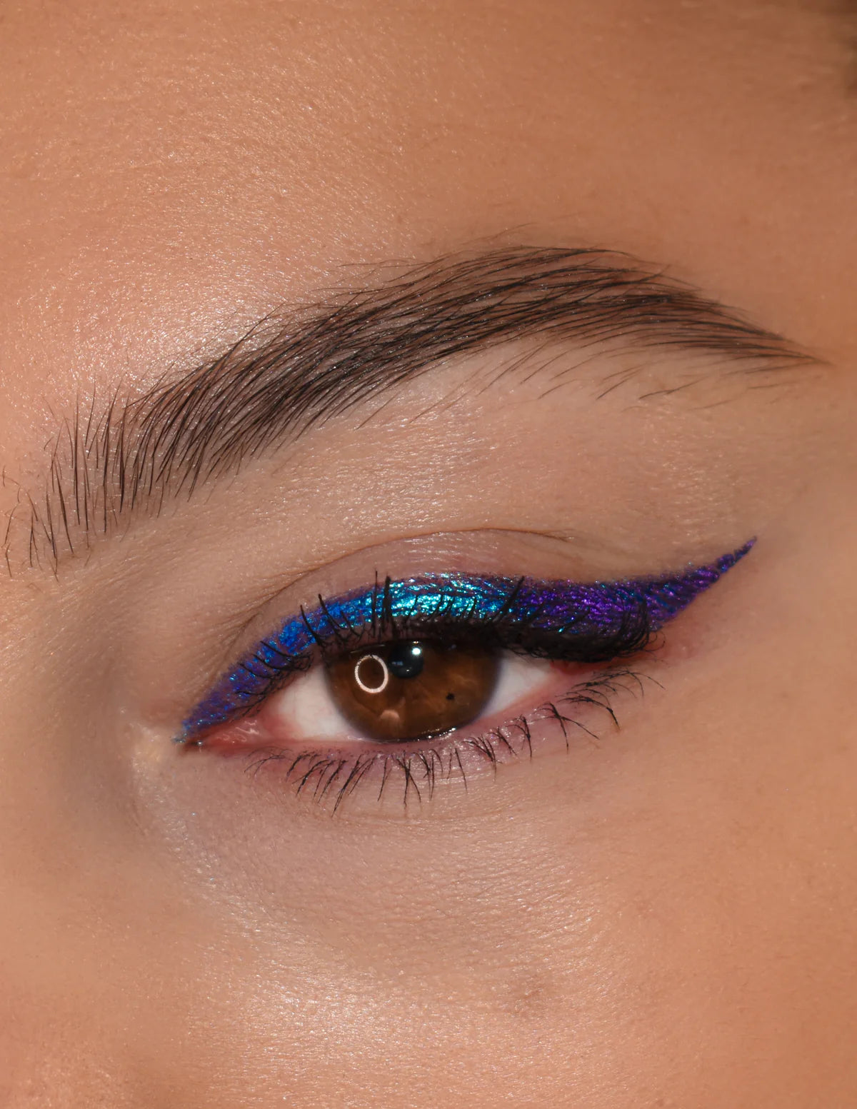 Supernova multichrome Moira beauty
