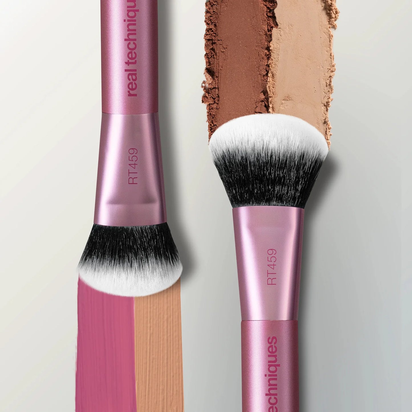 Ultimate Multi-Tasker Brush Real Techniques